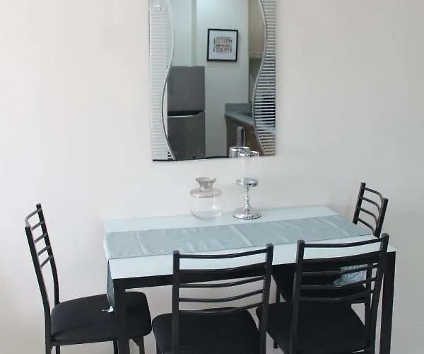 The Midpoint Residences Aparthotel 3*