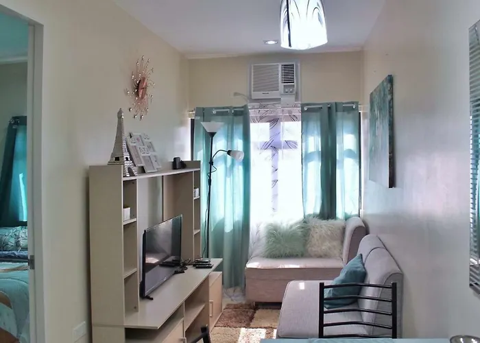 Aparthotel The Midpoint Residences 3*